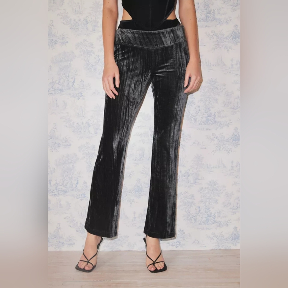 Kimchi Blue Velvet Pants